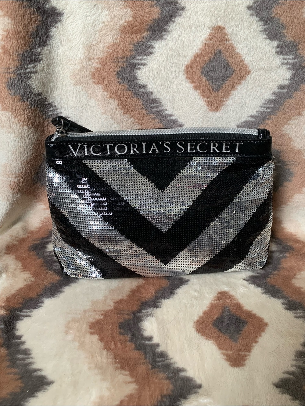 Victoria's Secret Sequined Makeup Beauty Bag Black and Silver Sparkle Clutch